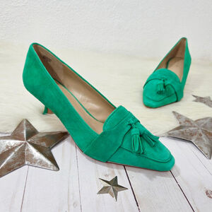 Ann Taylor bright green suede loafer pumps tassels leather heels women's 8 NWOB